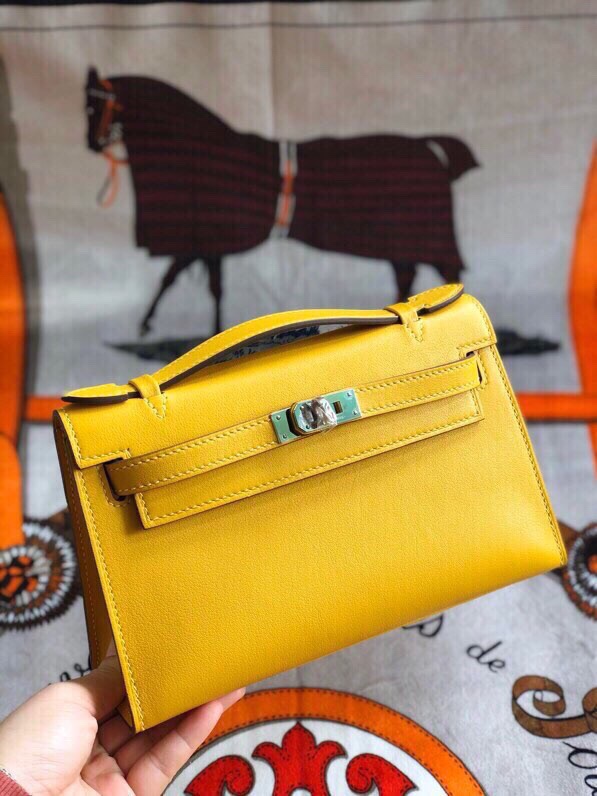 에르메스 미니 켈리백22 앰버 옐로우 은장 스위프트